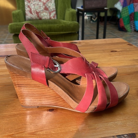 Franco Sarto Red Leather Hanako Wedges size 10 M - Picture 2 of 11